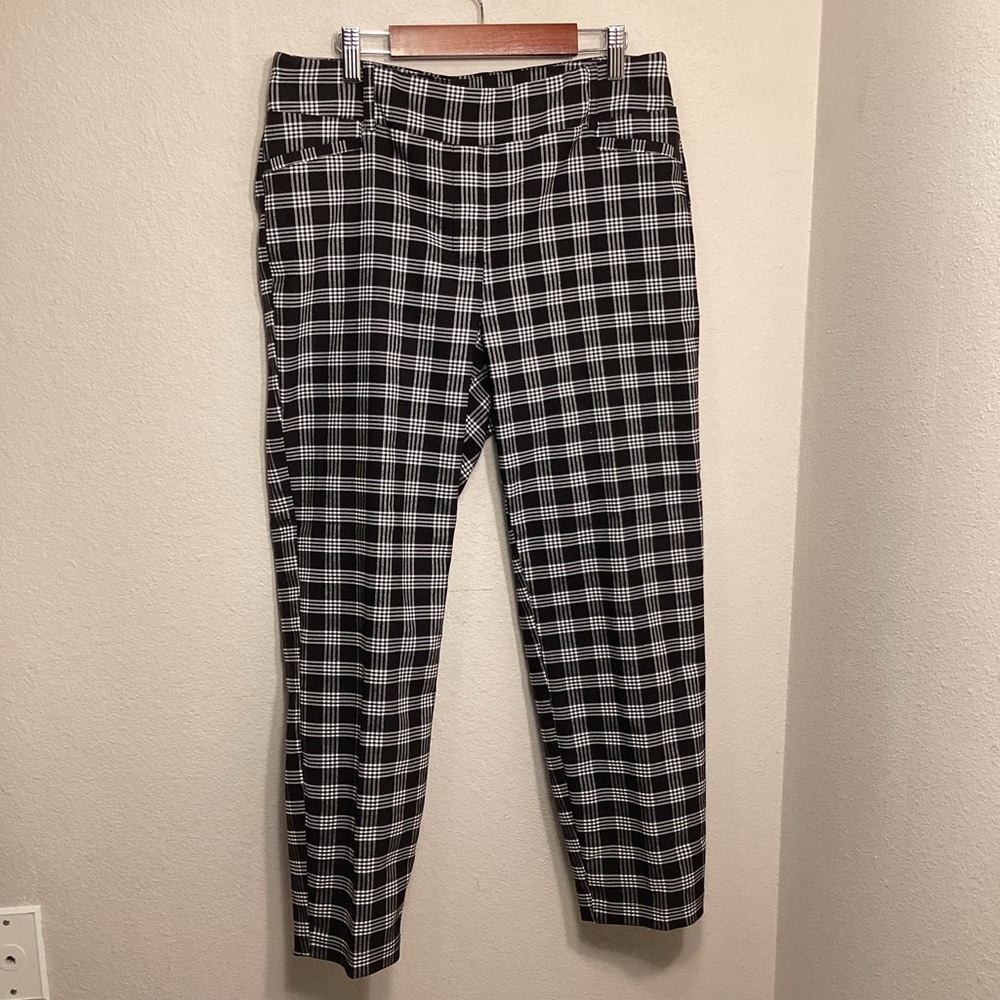Soho Apparel Black and White Checkered Slacks